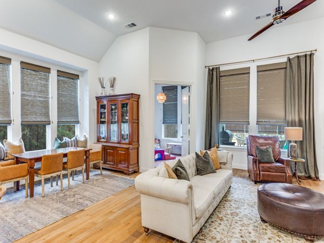 13612 Parkline Way, Fort Worth, TX 76008