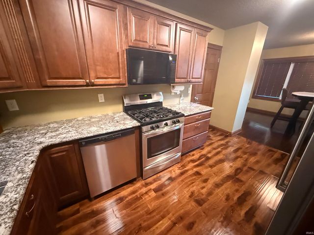 306 E Fleming Avenue, Fort Wayne, IN 46806