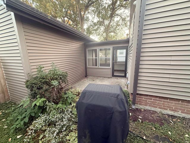 306 E Fleming Avenue, Fort Wayne, IN 46806
