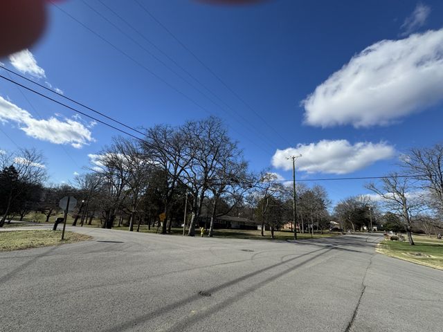 127 Riviera Dr, Hendersonville, TN 37075