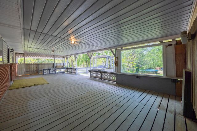 127 Riviera Dr, Hendersonville, TN 37075