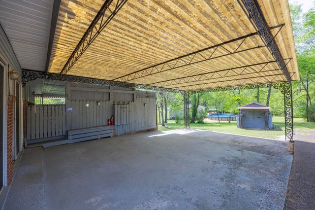 127 Riviera Dr, Hendersonville, TN 37075