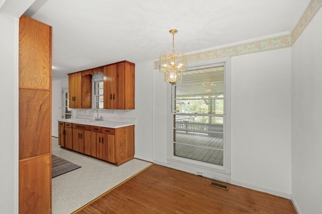 127 Riviera Dr, Hendersonville, TN 37075