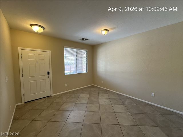 10307 Elmwood Glen Avenue, Las Vegas, NV 89166