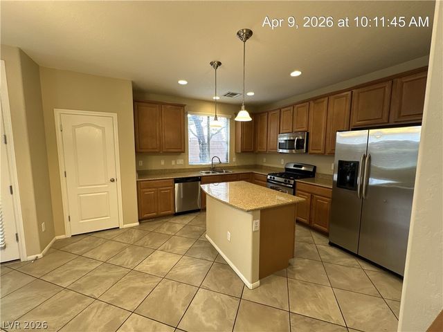 10307 Elmwood Glen Avenue, Las Vegas, NV 89166