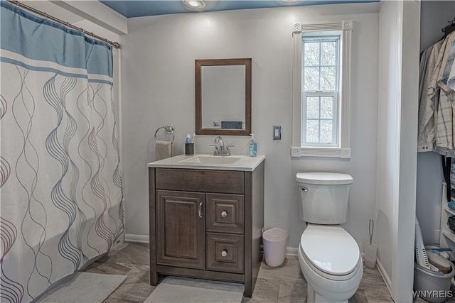 1158 Timberwood Court, Lockport City, NY 14094