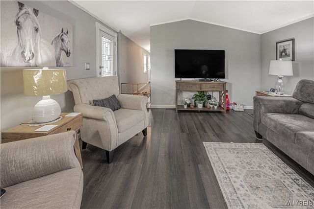 1158 Timberwood Court, Lockport City, NY 14094