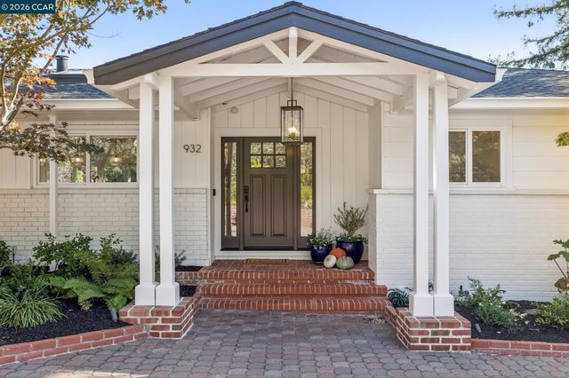 932 Reliez Station Road, Lafayette, CA 94549