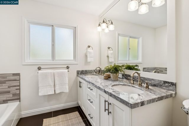 932 Reliez Station Road, Lafayette, CA 94549