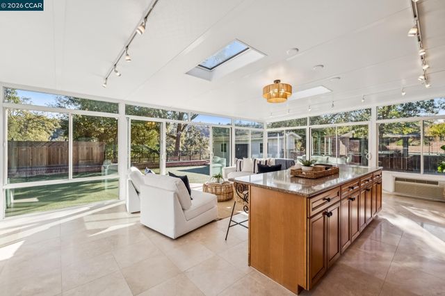 932 Reliez Station Road, Lafayette, CA 94549