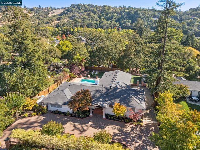 932 Reliez Station Road, Lafayette, CA 94549