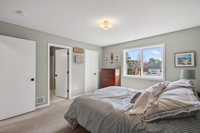 2114 150th Lane NW, Andover, MN 55304