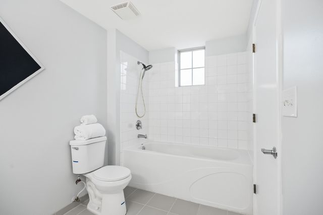 3817 S ELLIS Avenue 302, Chicago, IL 60653