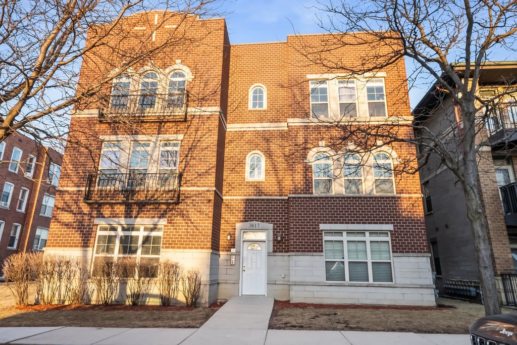 3817 S ELLIS Avenue 302, Chicago, IL 60653