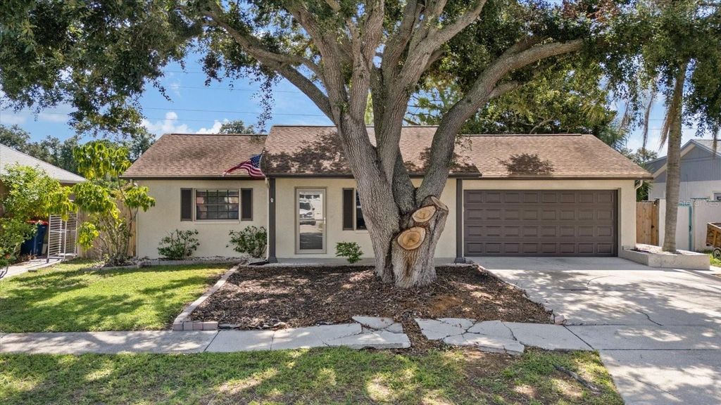 1310 MANDARIN DRIVE, Holiday, FL 34691