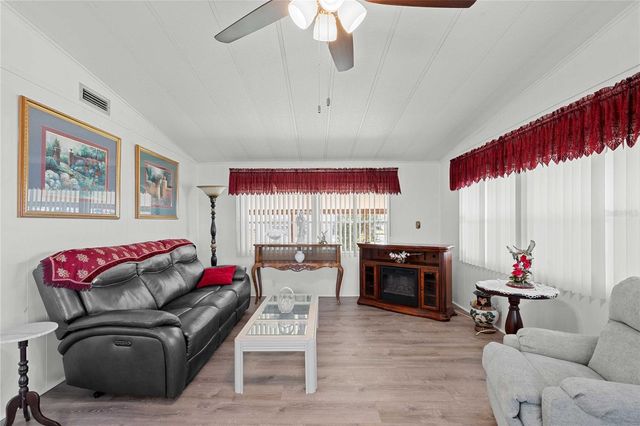 5250 DEAN DAIRY ROAD, Zephyrhills, FL 33541