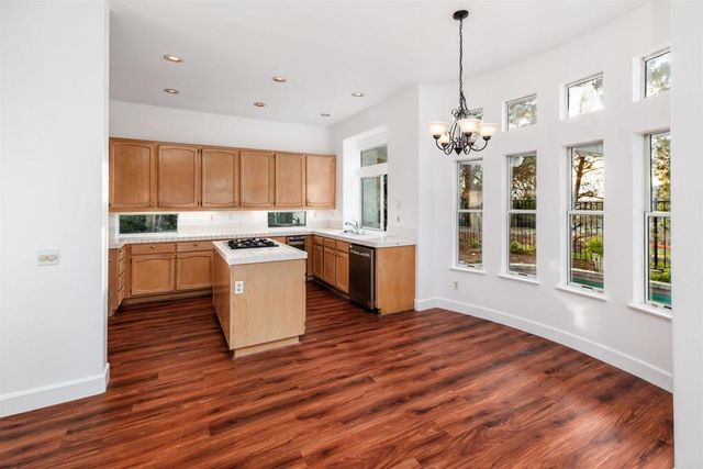 11605 Windcrest Lane, San Diego, CA 92128