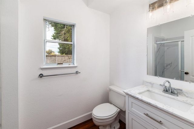 11605 Windcrest Lane, San Diego, CA 92128