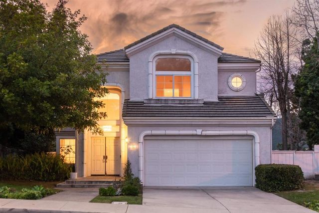 11605 Windcrest Lane, San Diego, CA 92128