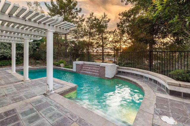 11605 Windcrest Lane, San Diego, CA 92128