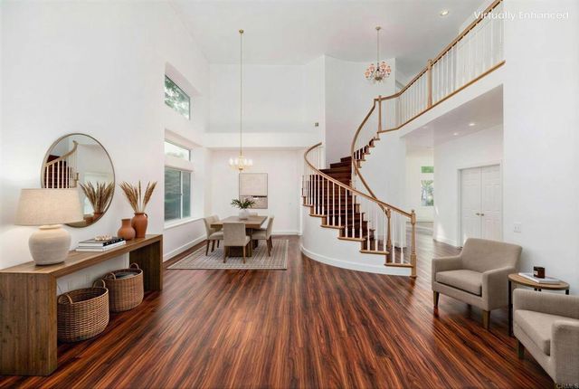 11605 Windcrest Lane, San Diego, CA 92128