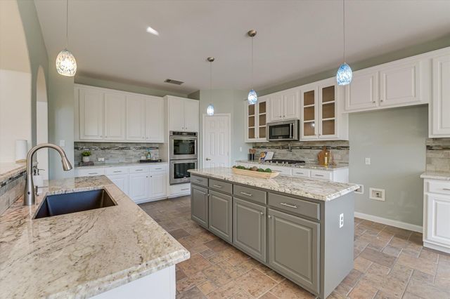 12409 Cascade Caverns TRL, Austin, TX 78739