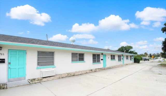 6383 GATEWAY AVENUE 6383, Sarasota, FL 34231