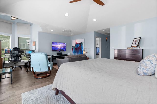 155 Greenbriar Drive, Livingston, TX 77351