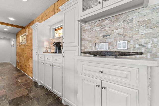 155 Greenbriar Drive, Livingston, TX 77351