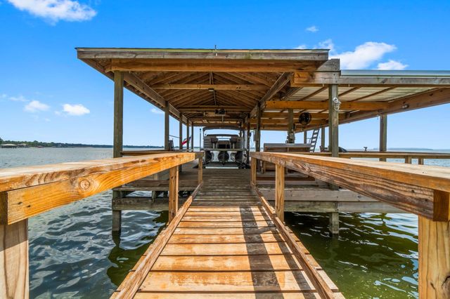 155 Greenbriar Drive, Livingston, TX 77351