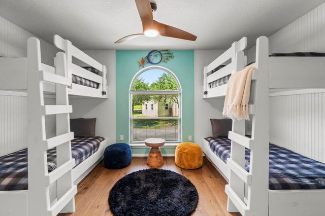 155 Greenbriar Drive, Livingston, TX 77351