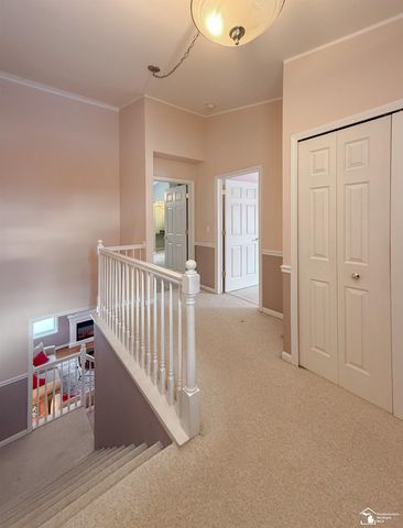 22901 Woodcreek Drive 61, Taylor, MI 48180