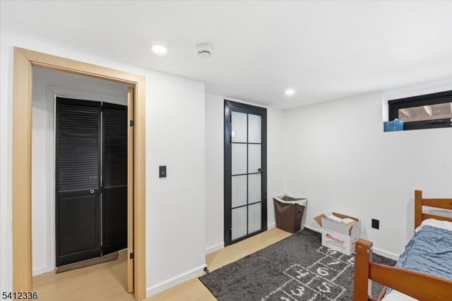 32 Luhman Ter, Secaucus Town, NJ 07094