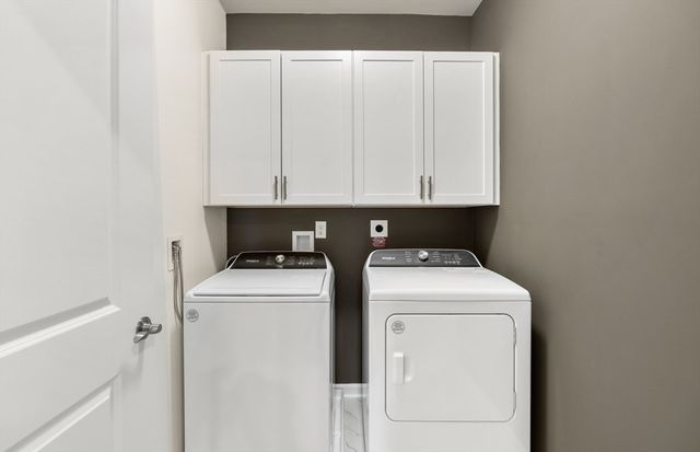 320 Martins Landing 407, North Reading, MA 01864