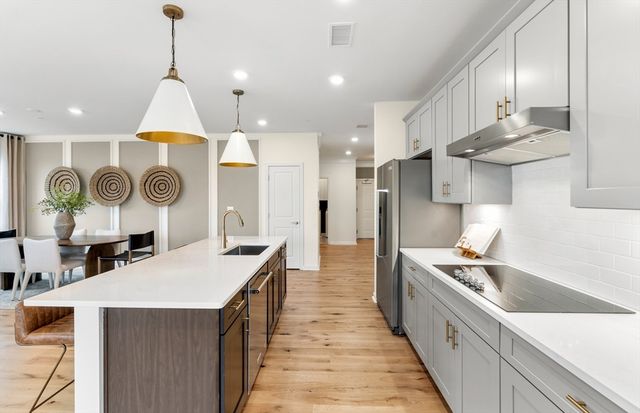 320 Martins Landing 407, North Reading, MA 01864