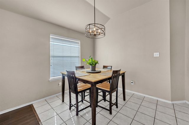 704 Dickerson Lane, Mansfield, TX 76063