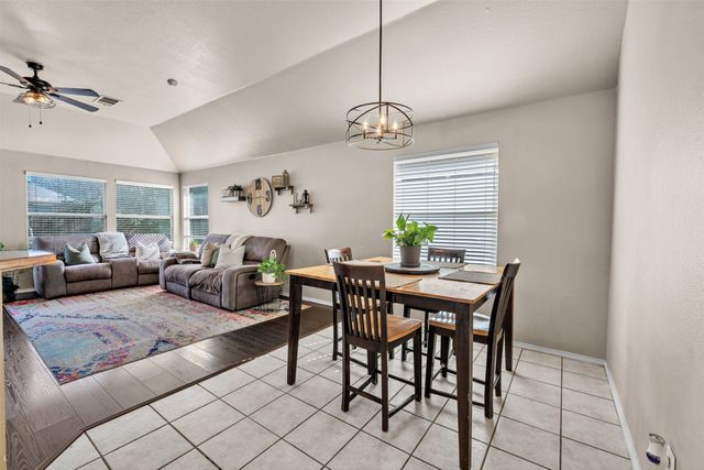 704 Dickerson Lane, Mansfield, TX 76063