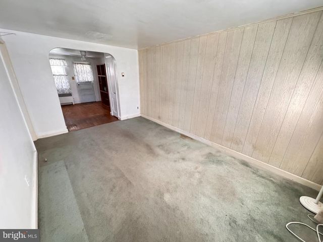 1221 HAVERHILL RD, Baltimore, MD 21229