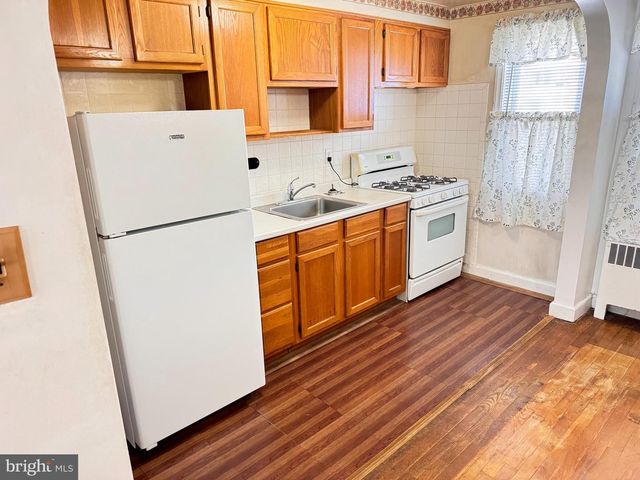 1221 HAVERHILL RD, Baltimore, MD 21229