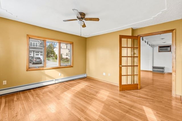 15 Tremont St, Stoneham, MA 02180