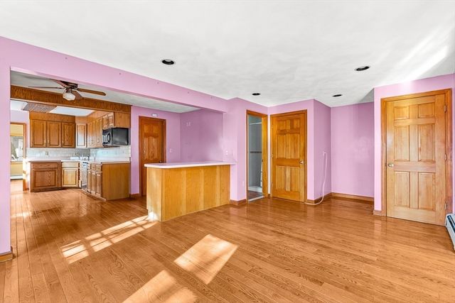 15 Tremont St, Stoneham, MA 02180