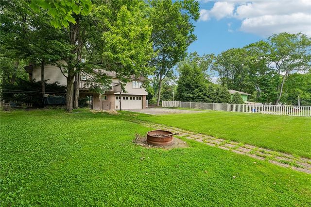 129 Green Forest Dr, Economy, PA 15005