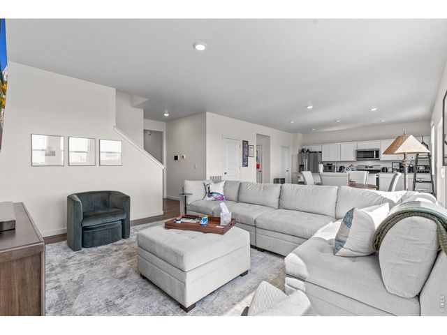 313 Raven Ln, Johnstown, CO 80534