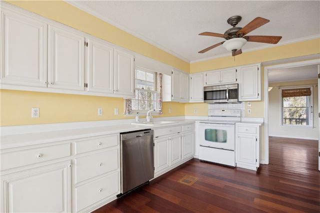 942 Bristol Hammock Circle, Kingsland, GA 31548