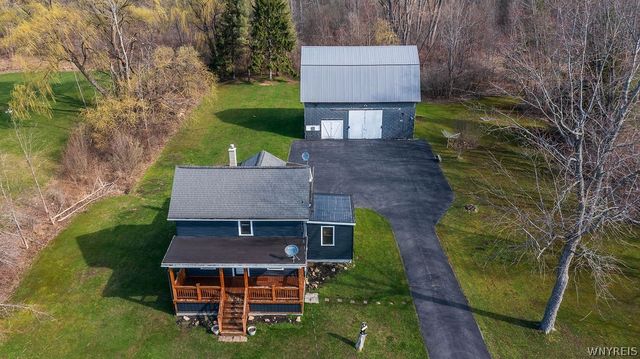 7421 Clinton Street, Elma, NY 14059