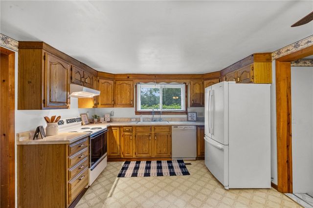 7905 Brown Road, Wolcott, NY 14590
