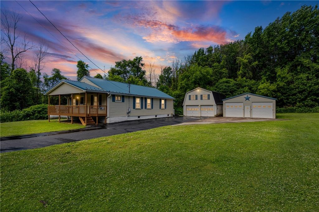 7905 Brown Road, Wolcott, NY 14590