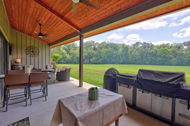 1213 Rock Church Rd, Dickson, TN 37055