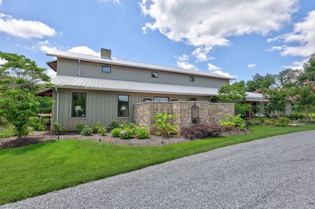 1213 Rock Church Rd, Dickson, TN 37055