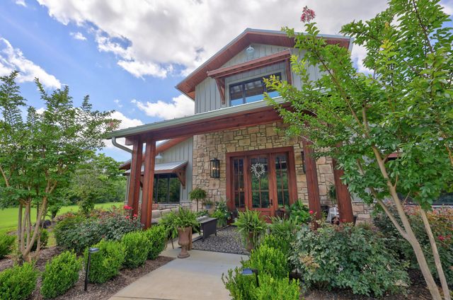 1213 Rock Church Rd, Dickson, TN 37055